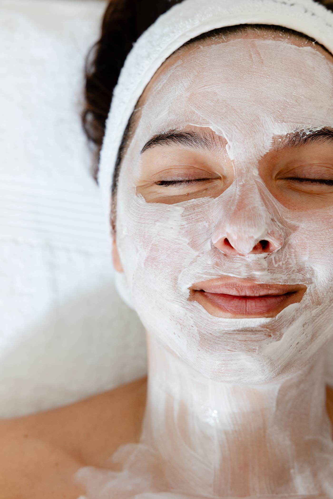 tratamente faciale adelisse salon